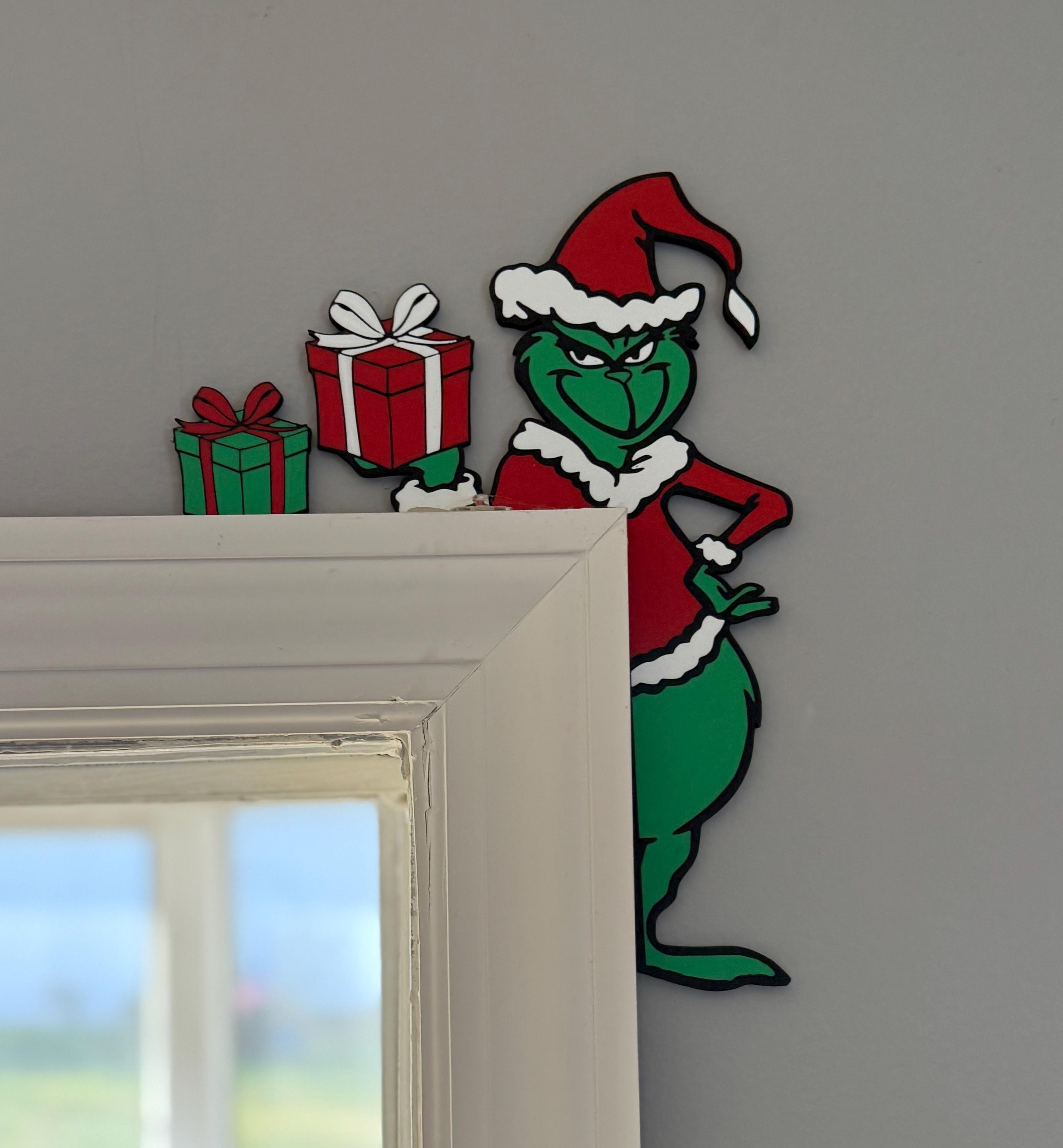 Grinch Present Door Topper
